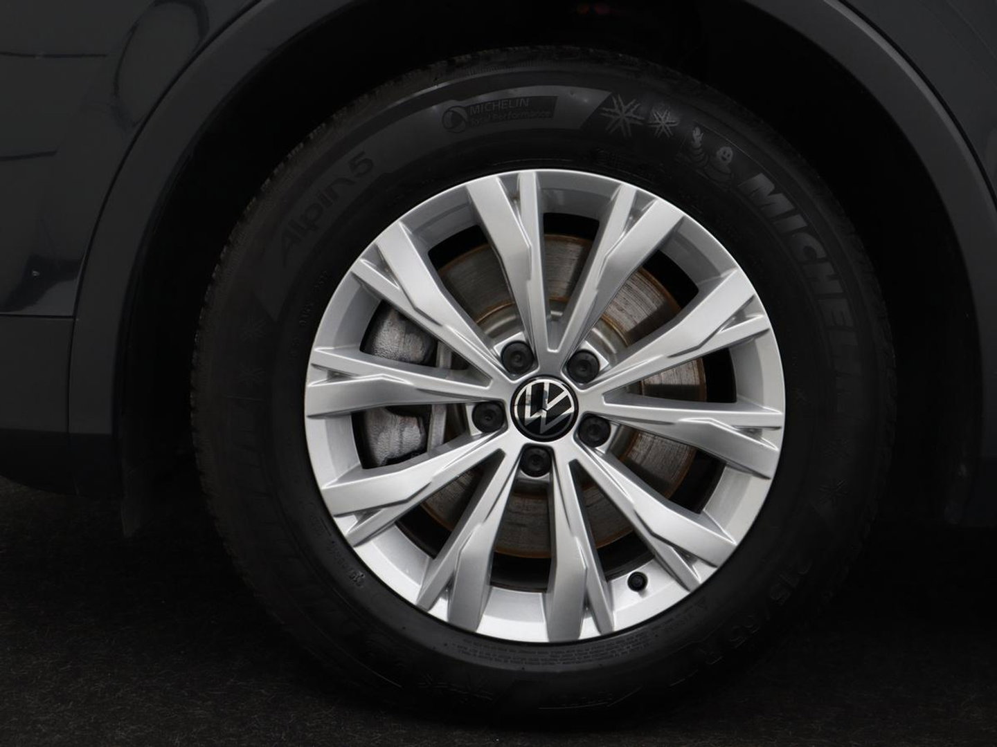 Volkswagen Tiguan 1.4 TSI eHybrid Comfortline | SOH 87% | Panoramadak | Camera | Carplay | Adaptive cruise | Keyless | Navigatie | Full LED | Climate control | Virtual Cockpit | Sfeerverlichting | PHEV | Plug In