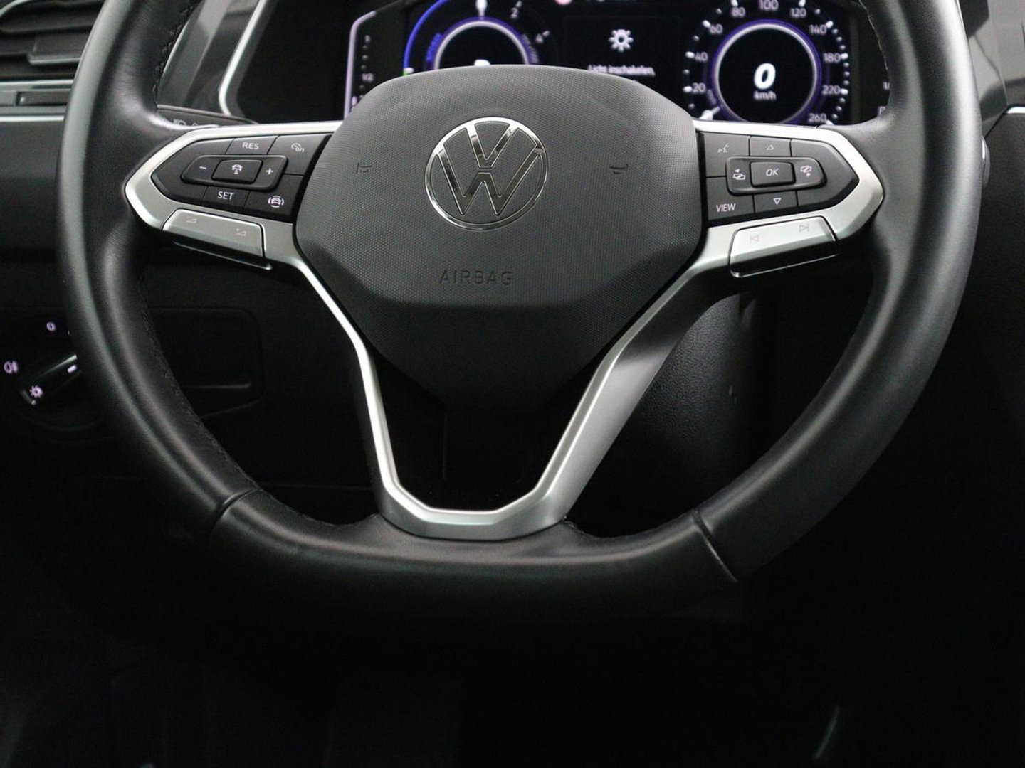 Volkswagen Tiguan 1.4 TSI eHybrid Comfortline | SOH 87% | Panoramadak | Camera | Carplay | Adaptive cruise | Keyless | Navigatie | Full LED | Climate control | Virtual Cockpit | Sfeerverlichting | PHEV | Plug In