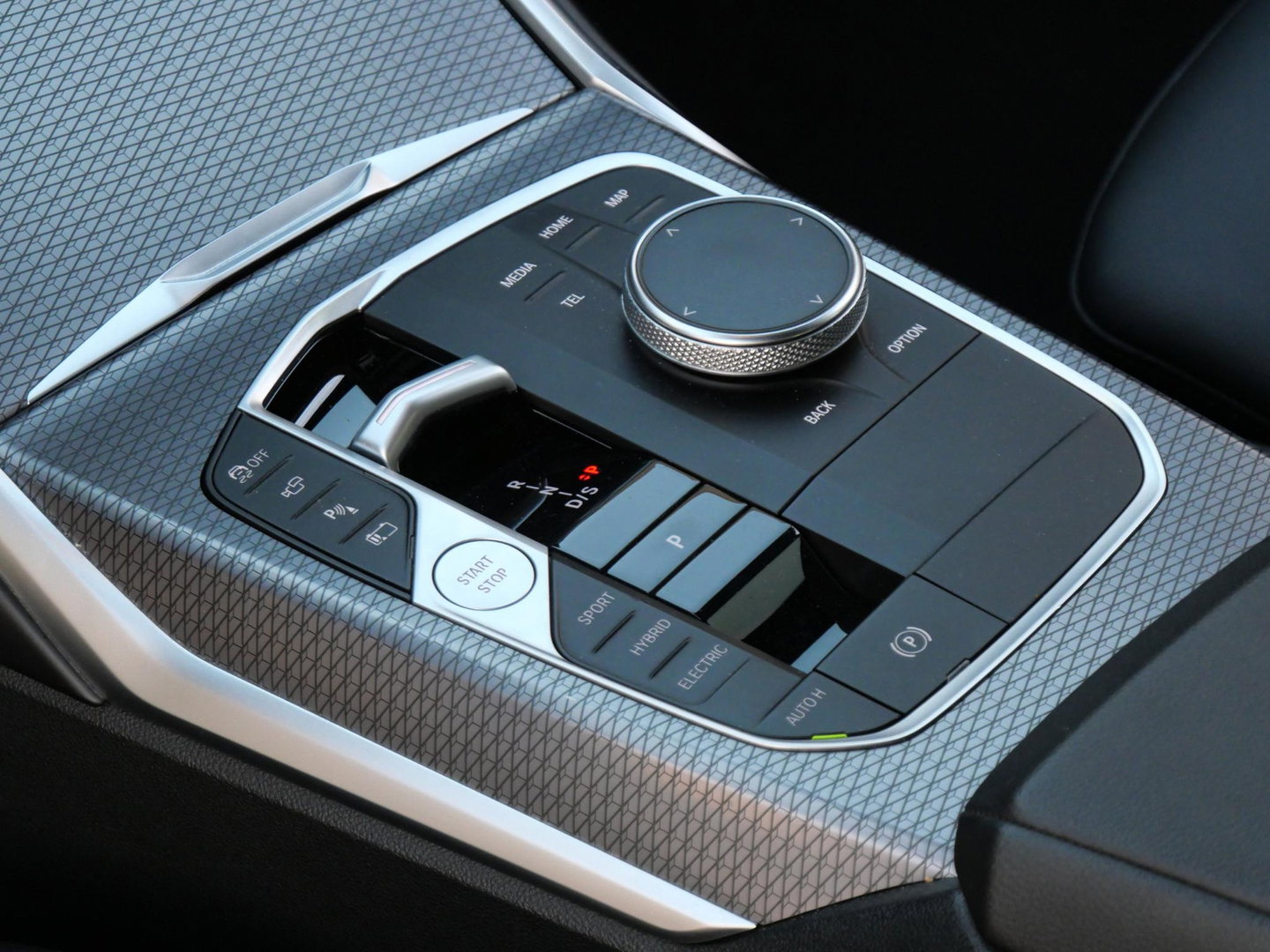 BMW 3 Serie Touring 320e LCI/ M-SPORT/ 360°CAMERA/ ADAPTIVE CRUISE/ HEAD-UP