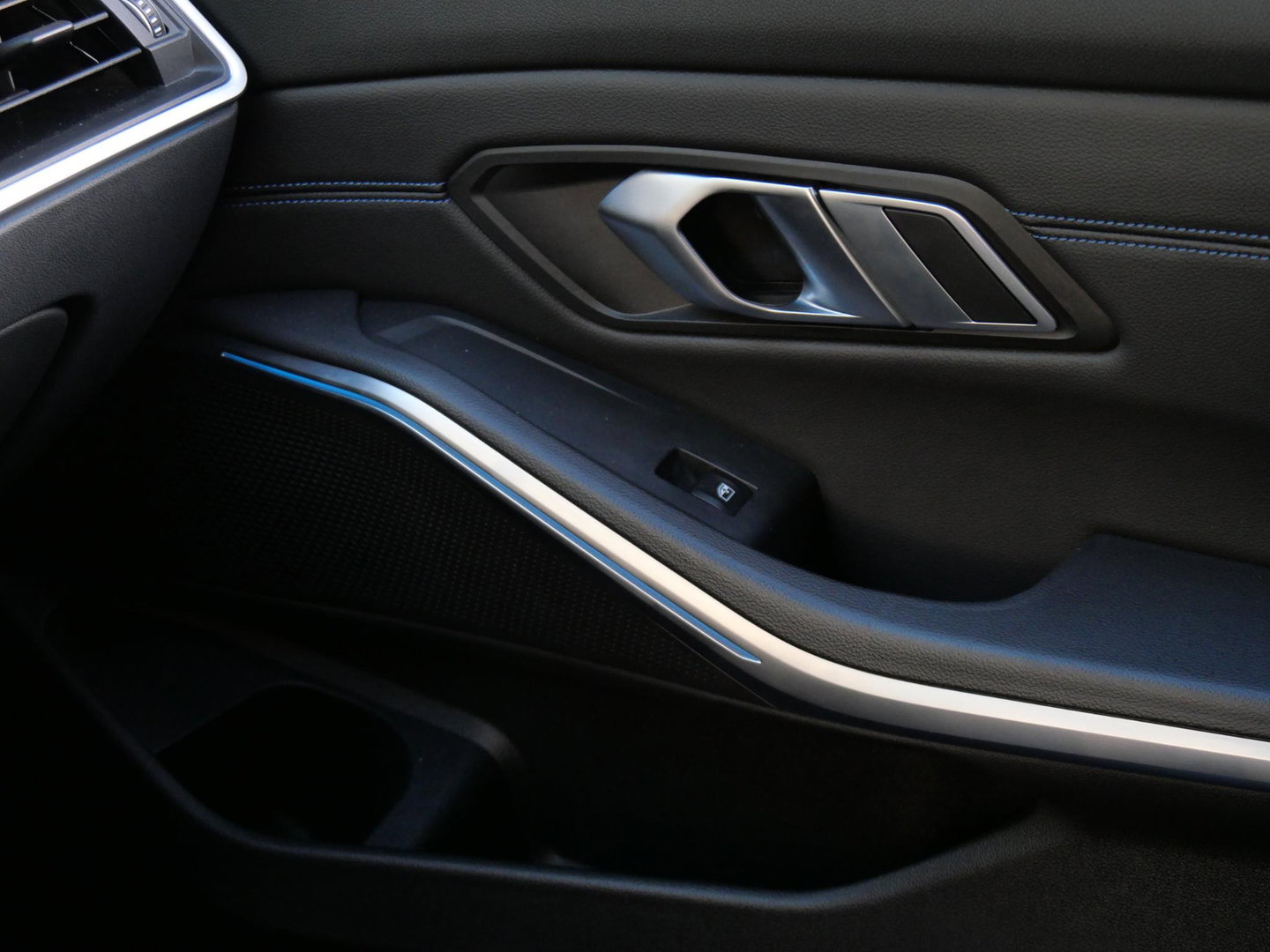 BMW 3 Serie Touring 320e LCI/ M-SPORT/ 360°CAMERA/ ADAPTIVE CRUISE/ HEAD-UP