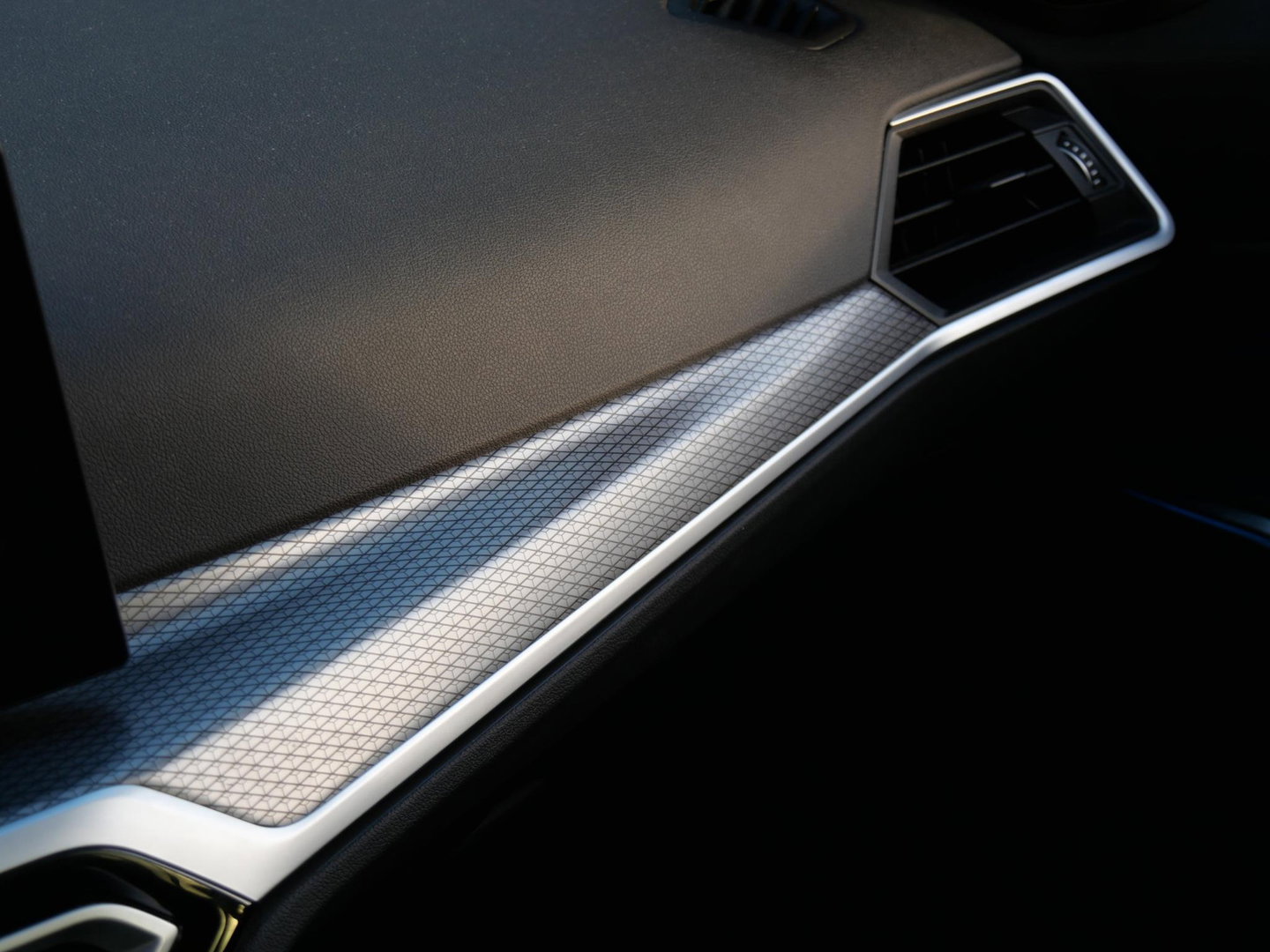 BMW 3 Serie Touring 320e LCI/ M-SPORT/ 360°CAMERA/ ADAPTIVE CRUISE/ HEAD-UP