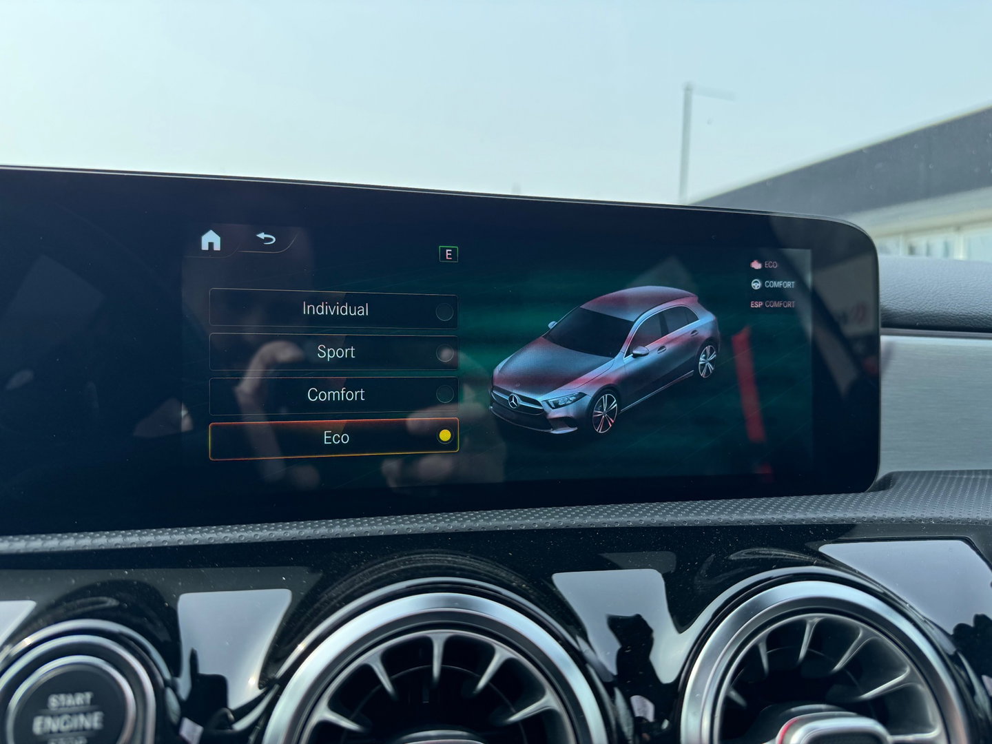 Mercedes-Benz A-Klasse 180 AMG 2021 Panorama Sfeerver. Memory