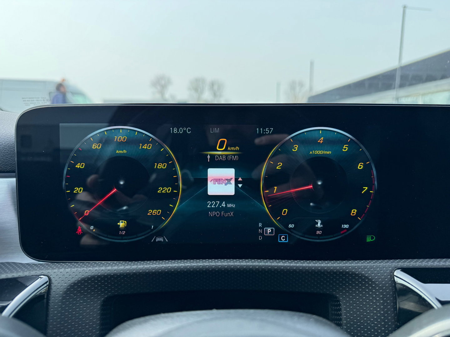 Mercedes-Benz A-Klasse 180 AMG 2021 Panorama Sfeerver. Memory