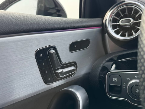 Mercedes-Benz A-Klasse 180 AMG 2021 Panorama Sfeerver. Memory