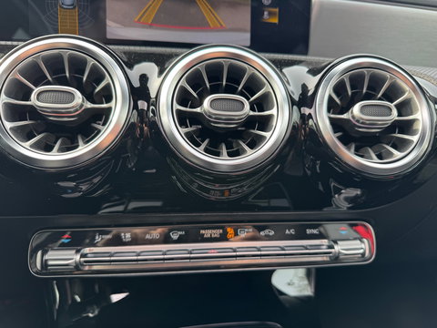 Mercedes-Benz A-Klasse 180 AMG 2021 Panorama Sfeerver. Memory