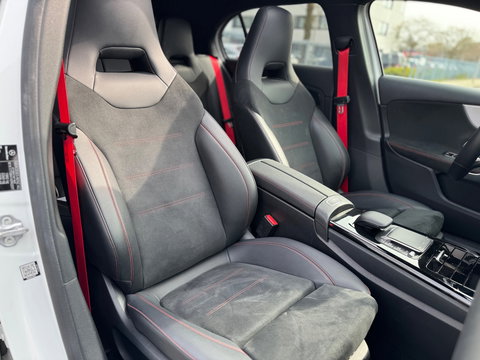 Mercedes-Benz A-Klasse 180 AMG 2021 Panorama Sfeerver. Memory