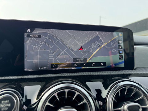 Mercedes-Benz A-Klasse 180 AMG 2021 Panorama Sfeerver. Memory