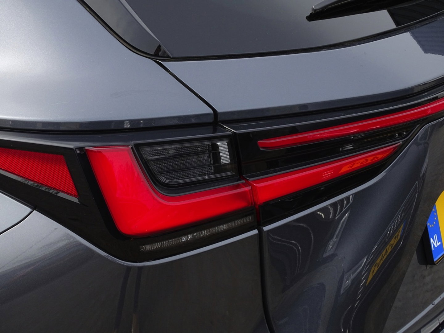 Lexus NX 450h+ AWD 309PK Launch Ed. / 360° *NAP*