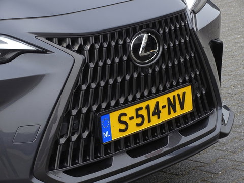 Lexus NX 450h+ AWD 309PK Launch Ed. / 360° *NAP*