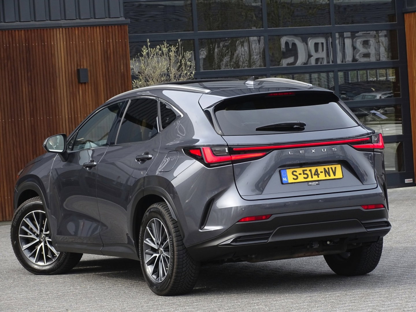 Lexus NX 450h+ AWD 309PK Launch Ed. / 360° *NAP*