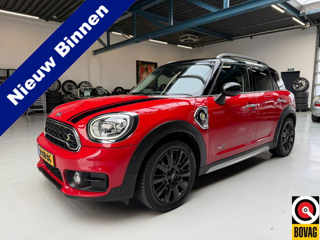 MINI Countryman - Mini 1.5 Cooper S E ALL4 Chili Harman Kardon Panoramadak