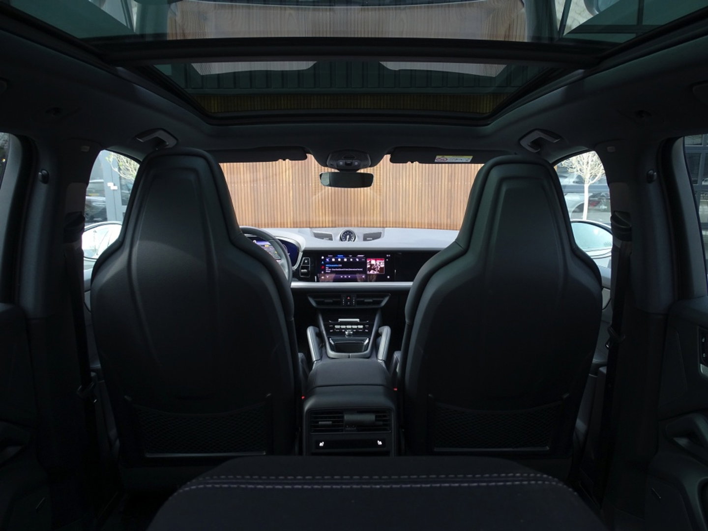 Porsche Cayenne 3.0 E-Hybrid 470PK / Sport Design / Bose / 2024 / ACC