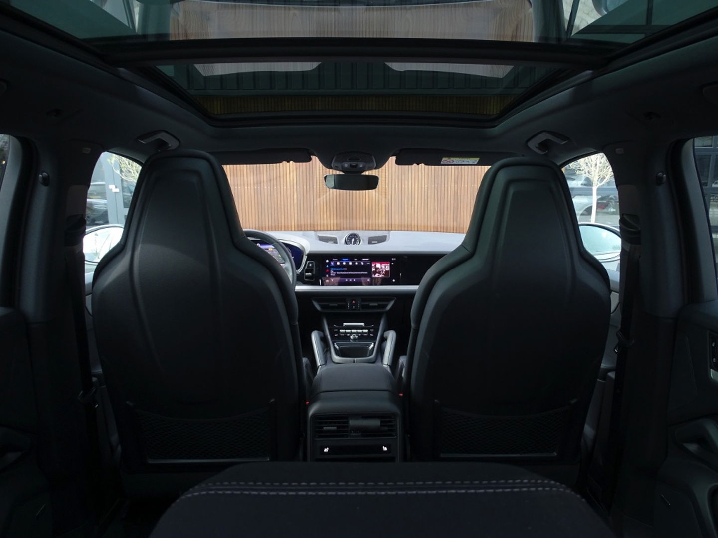 Porsche Cayenne 3.0 E-Hybrid 470PK / Sport Design / Bose / 2024 / ACC