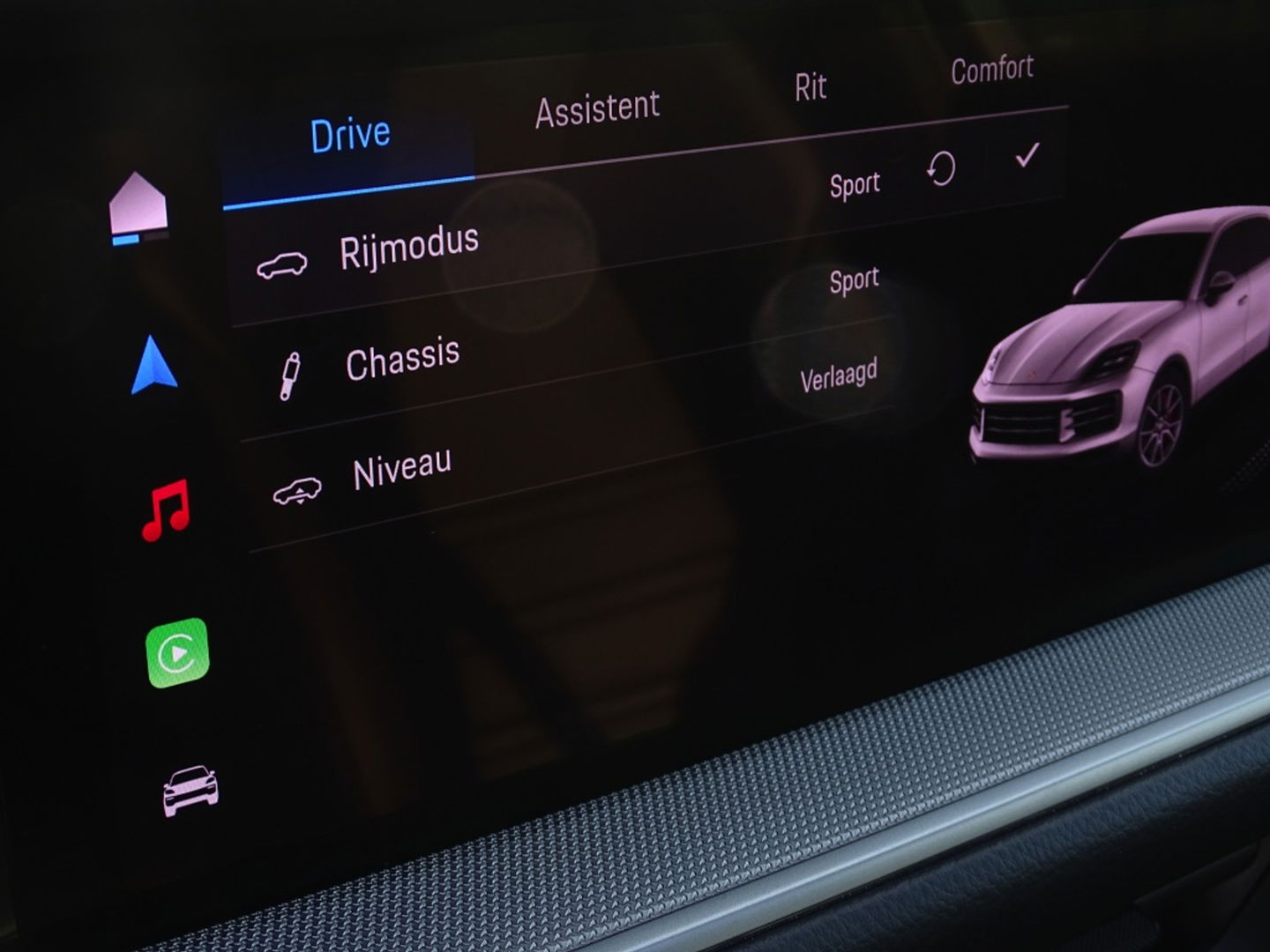 Porsche Cayenne 3.0 E-Hybrid 470PK / Sport Design / Bose / 2024 / ACC