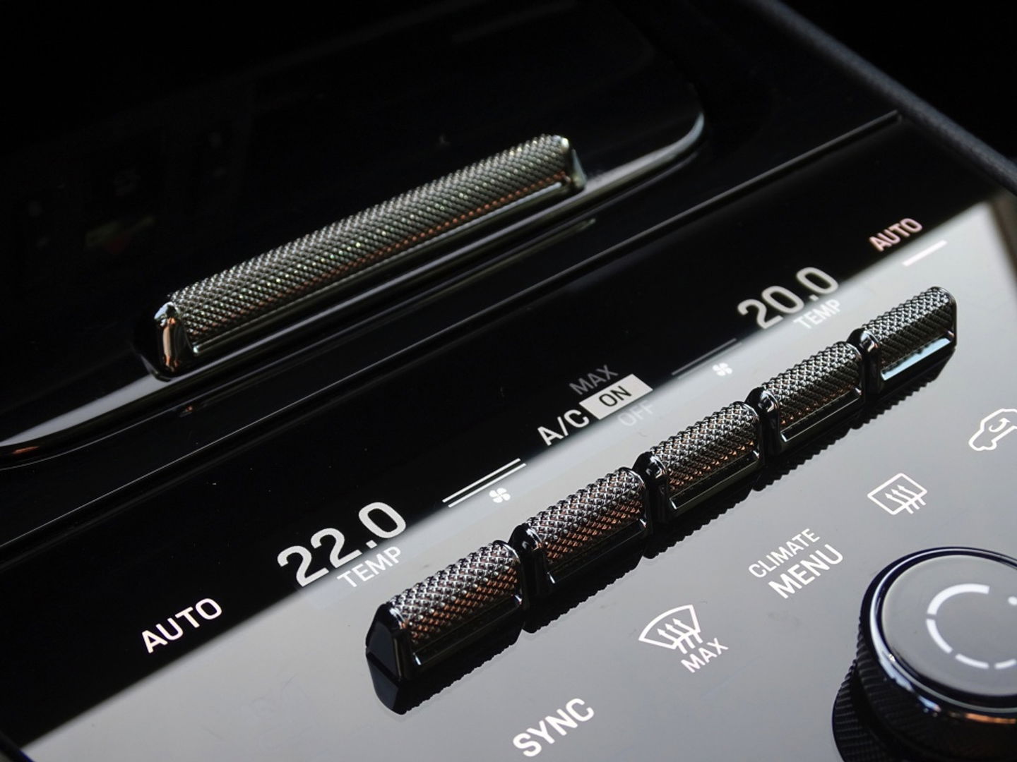 Porsche Cayenne 3.0 E-Hybrid 470PK / Sport Design / Bose / 2024 / ACC