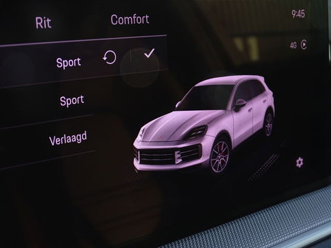 Porsche Cayenne 3.0 E-Hybrid 470PK / Sport Design / Bose / 2024 / ACC