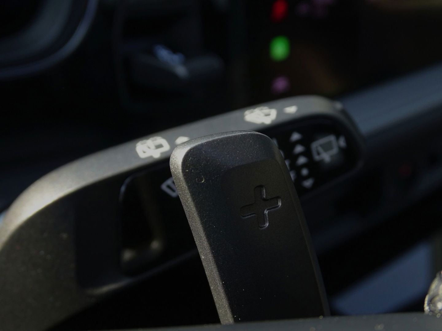 Porsche Cayenne 3.0 E-Hybrid 470PK / Sport Design / Bose / 2024 / ACC