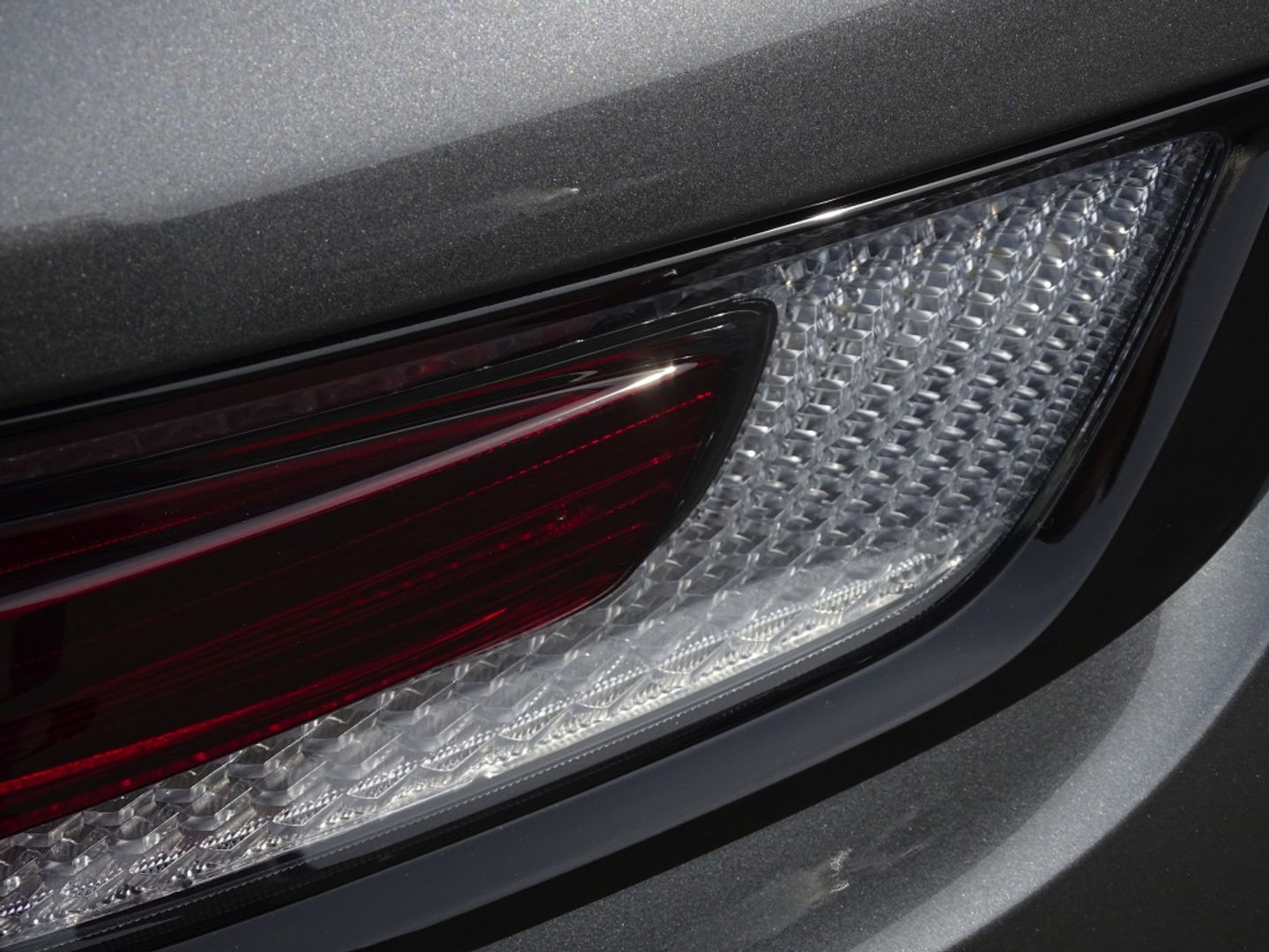 Porsche Cayenne 3.0 E-Hybrid 470PK / Sport Design / Bose / 2024 / ACC