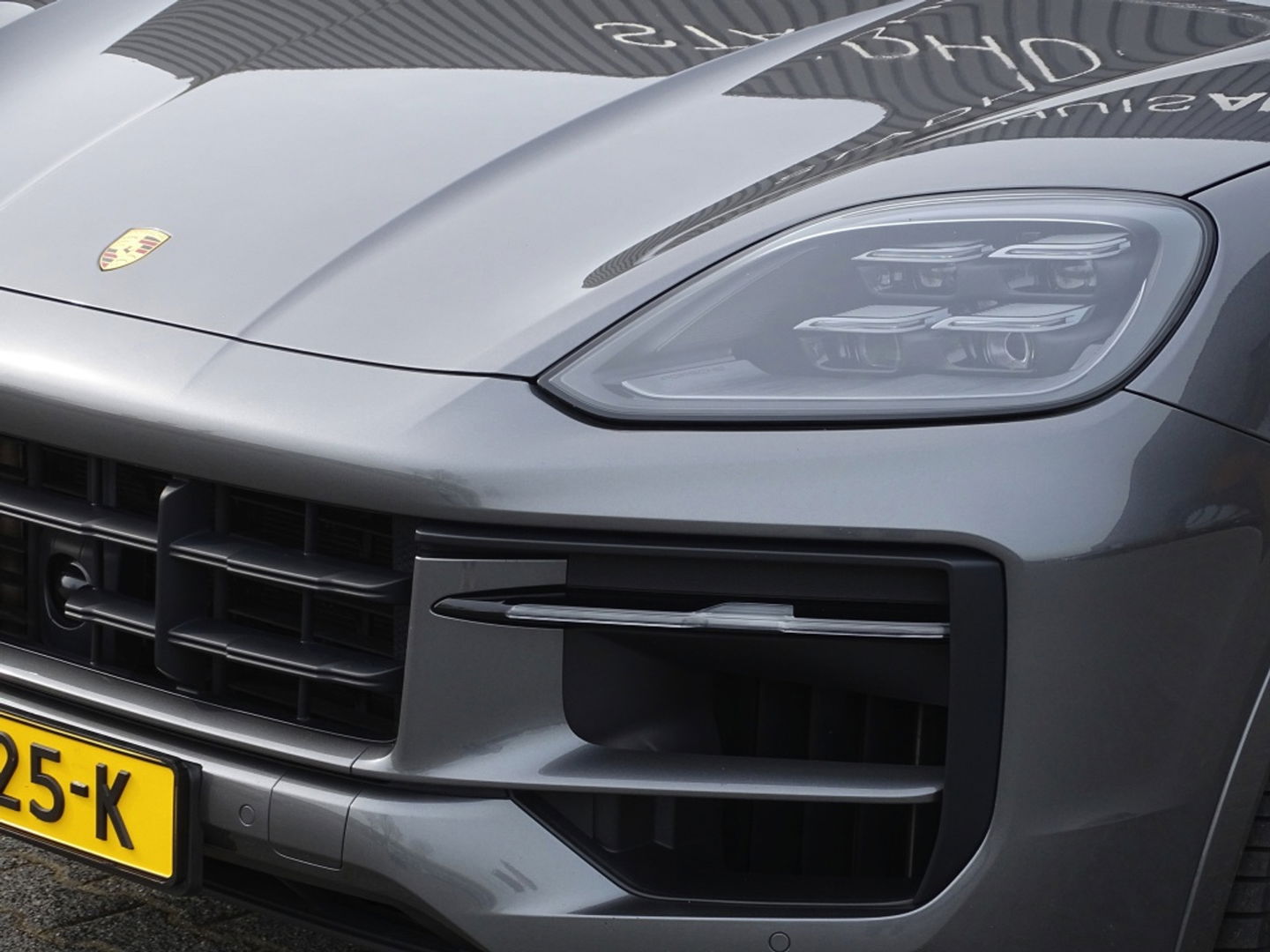 Porsche Cayenne 3.0 E-Hybrid 470PK / Sport Design / Bose / 2024 / ACC