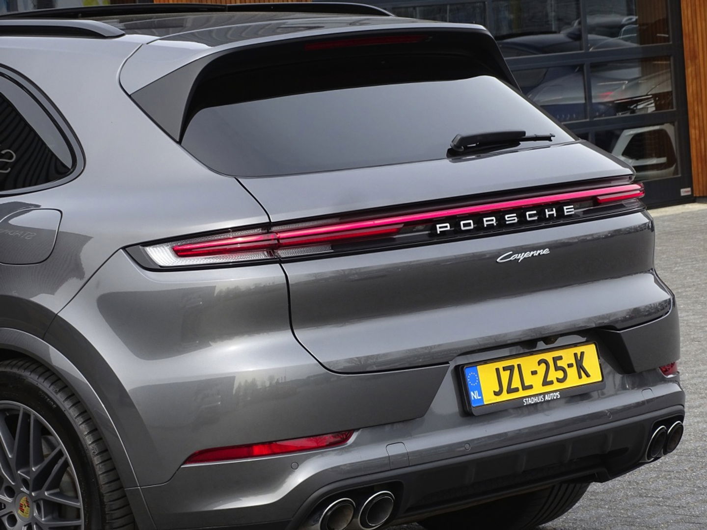 Porsche Cayenne 3.0 E-Hybrid 470PK / Sport Design / Bose / 2024 / ACC