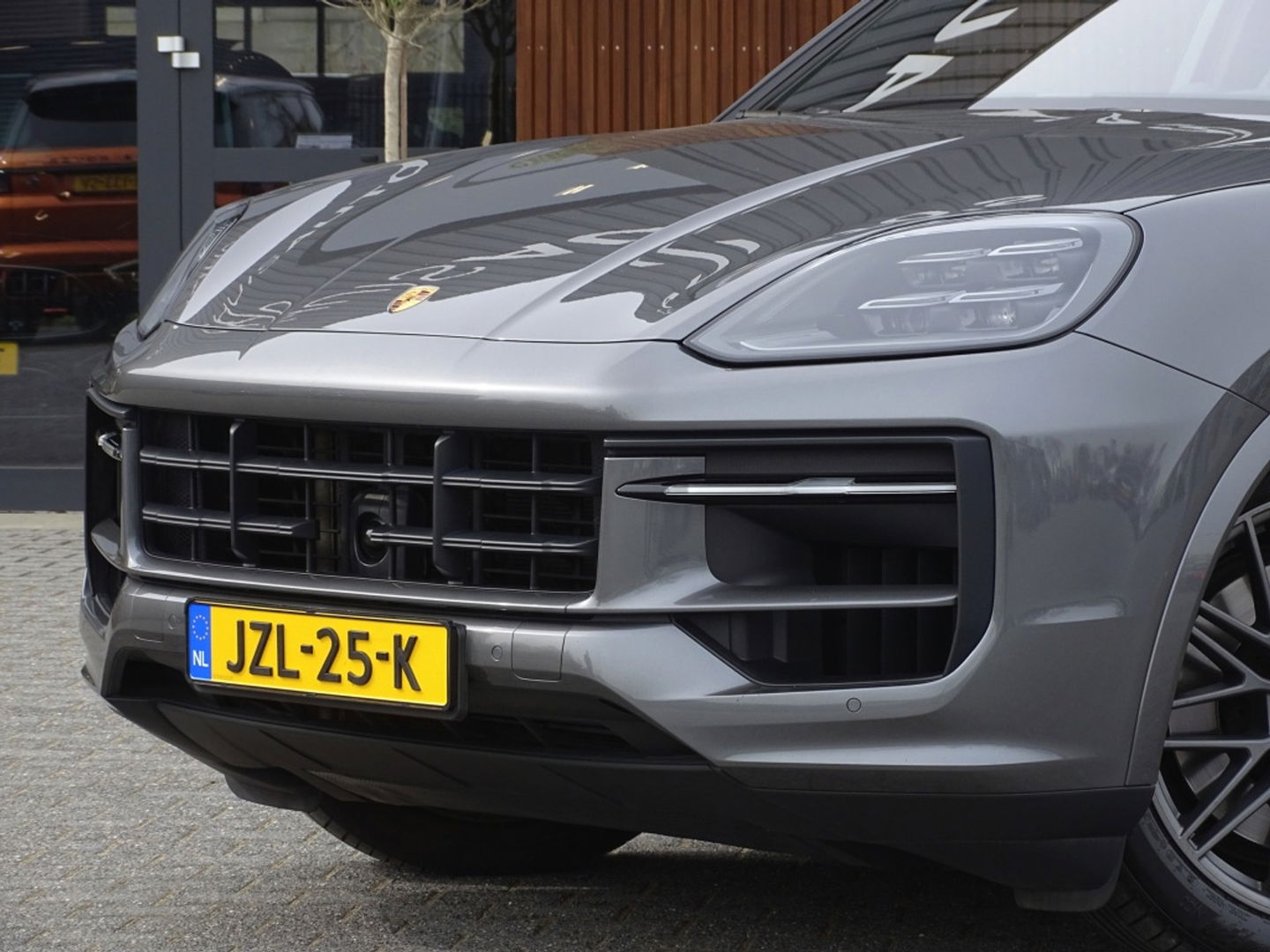 Porsche Cayenne 3.0 E-Hybrid 470PK / Sport Design / Bose / 2024 / ACC