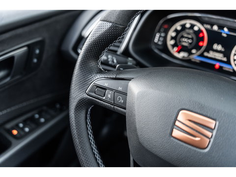 SEAT Leon 2.0 TSI CUPRA PANO BEATS KEYLESS VIRTUAL CAMERA