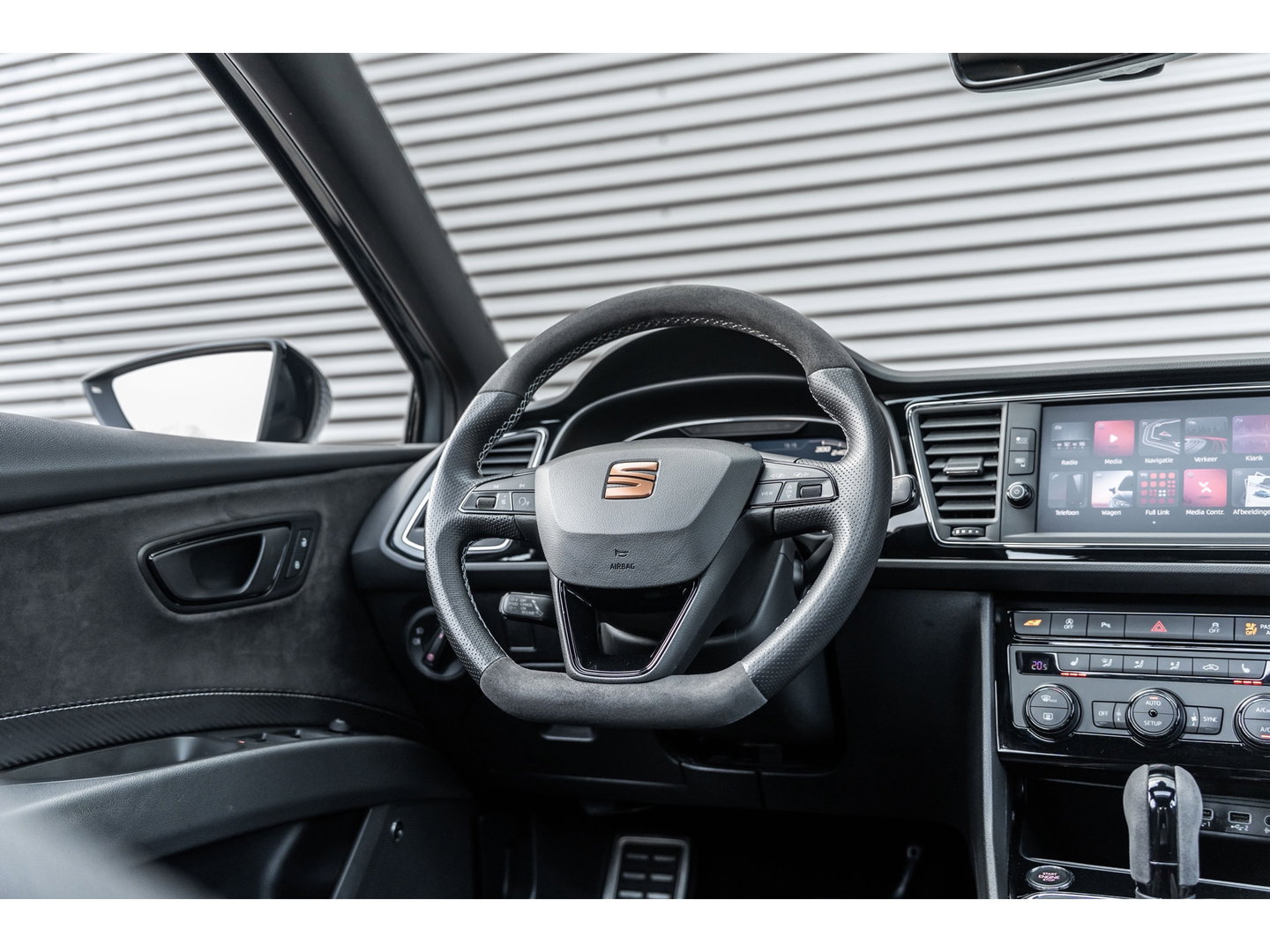 SEAT Leon 2.0 TSI CUPRA PANO BEATS KEYLESS VIRTUAL CAMERA