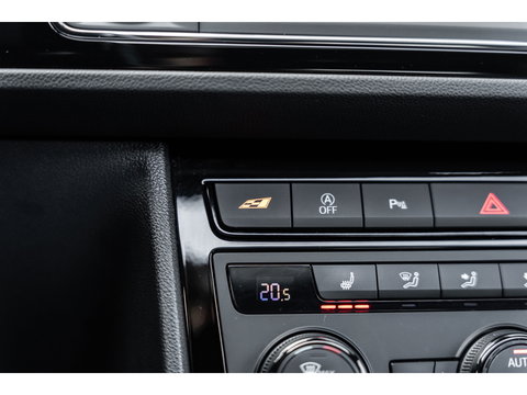 SEAT Leon 2.0 TSI CUPRA PANO BEATS KEYLESS VIRTUAL CAMERA