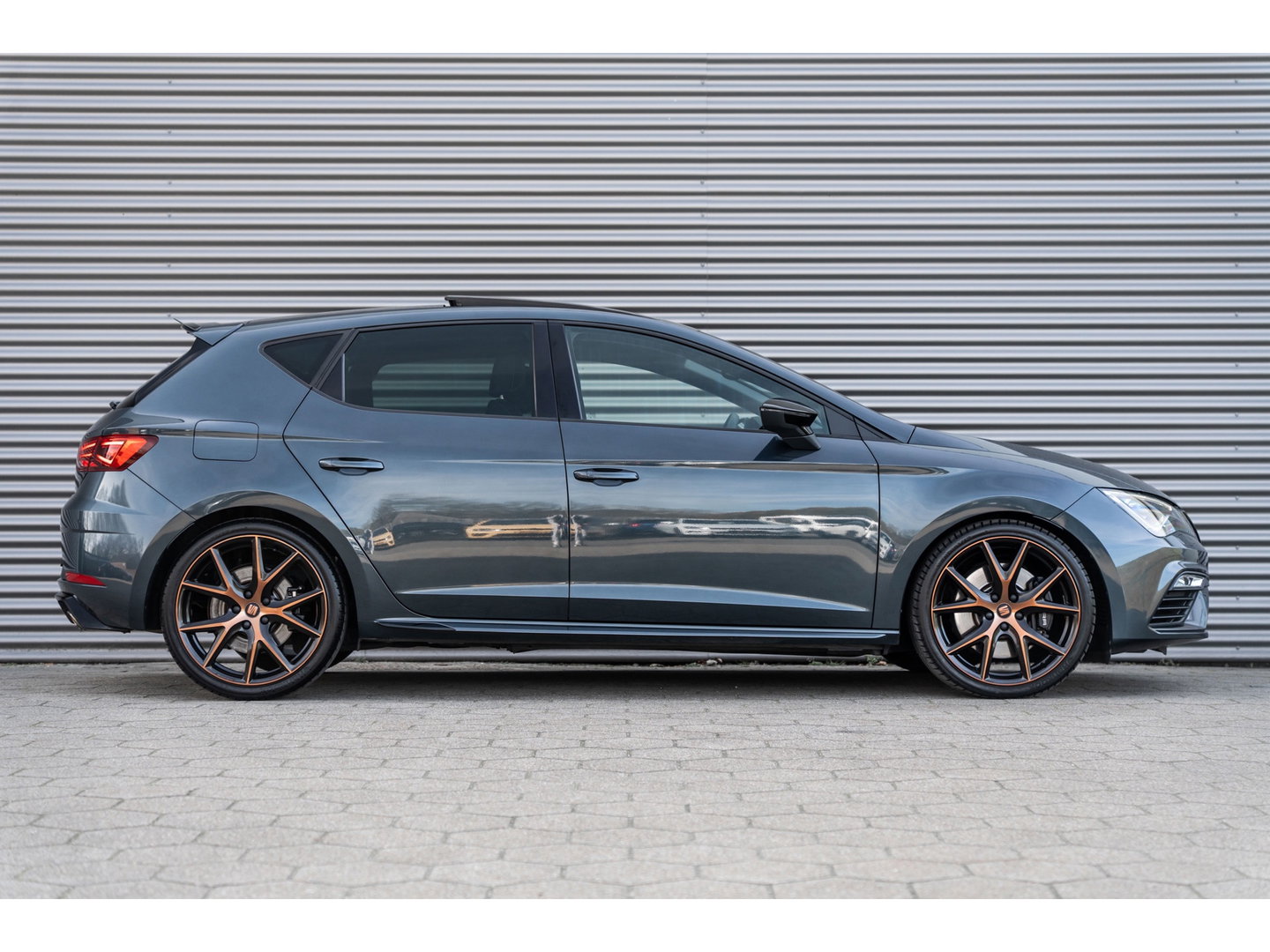 SEAT Leon 2.0 TSI CUPRA PANO BEATS KEYLESS VIRTUAL CAMERA