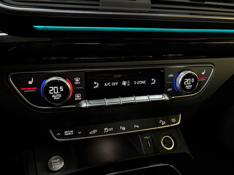 Audi Q5 Sportback 55 TFSI e 3x S-line, Pano, 3D cam, Sfeerlicht