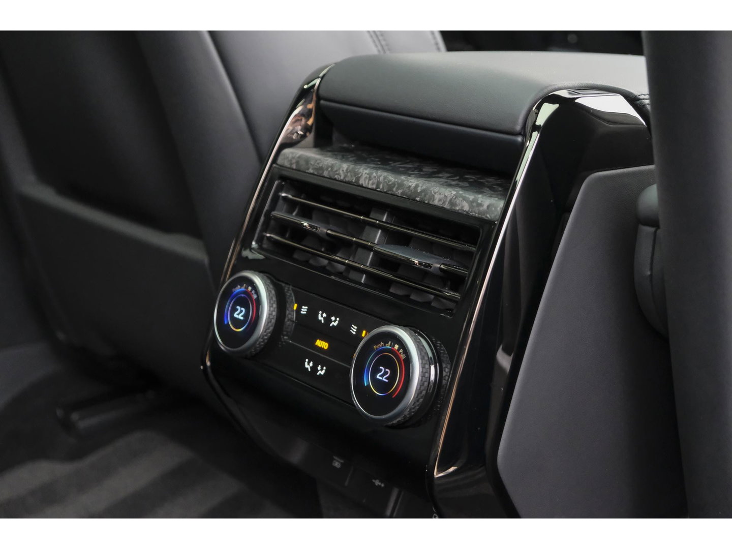 Land Rover Range Rover Sport P510e 510pk First Edition Panoramadak 4-Wielsturing *BTW* *SOH 93%* HD-koplampen Vossen VOL!