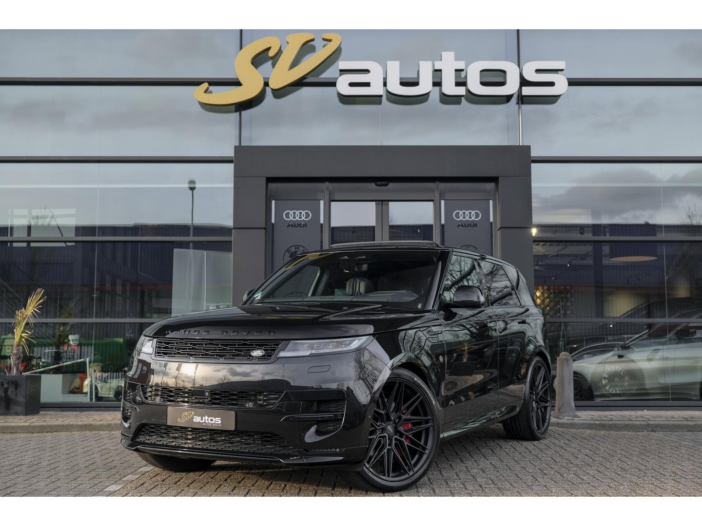 Land Rover Range Rover Sport P510e 510pk First Edition Panoramadak 4-Wielsturing *BTW* *SOH 93%* HD-koplampen Vossen VOL!