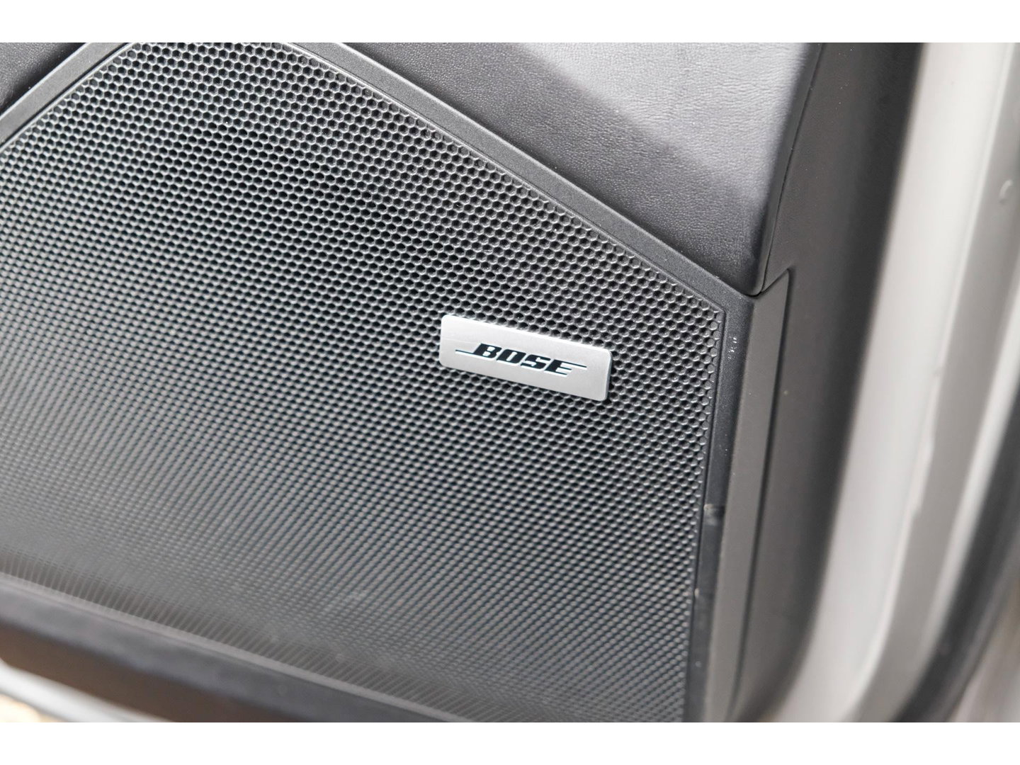 Porsche Cayenne Coupé 3.0 E-Hybrid 462PK Krijtgrijs SportDesign Luchtvering *SOH 82%* Lightweight Package Carbon Dak 4-wielsturing NLauto