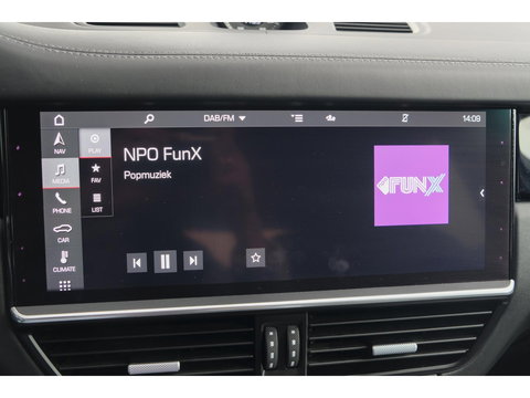 Porsche Cayenne Coupé 3.0 E-Hybrid 462PK Krijtgrijs SportDesign Luchtvering *SOH 82%* Lightweight Package Carbon Dak 4-wielsturing NLauto