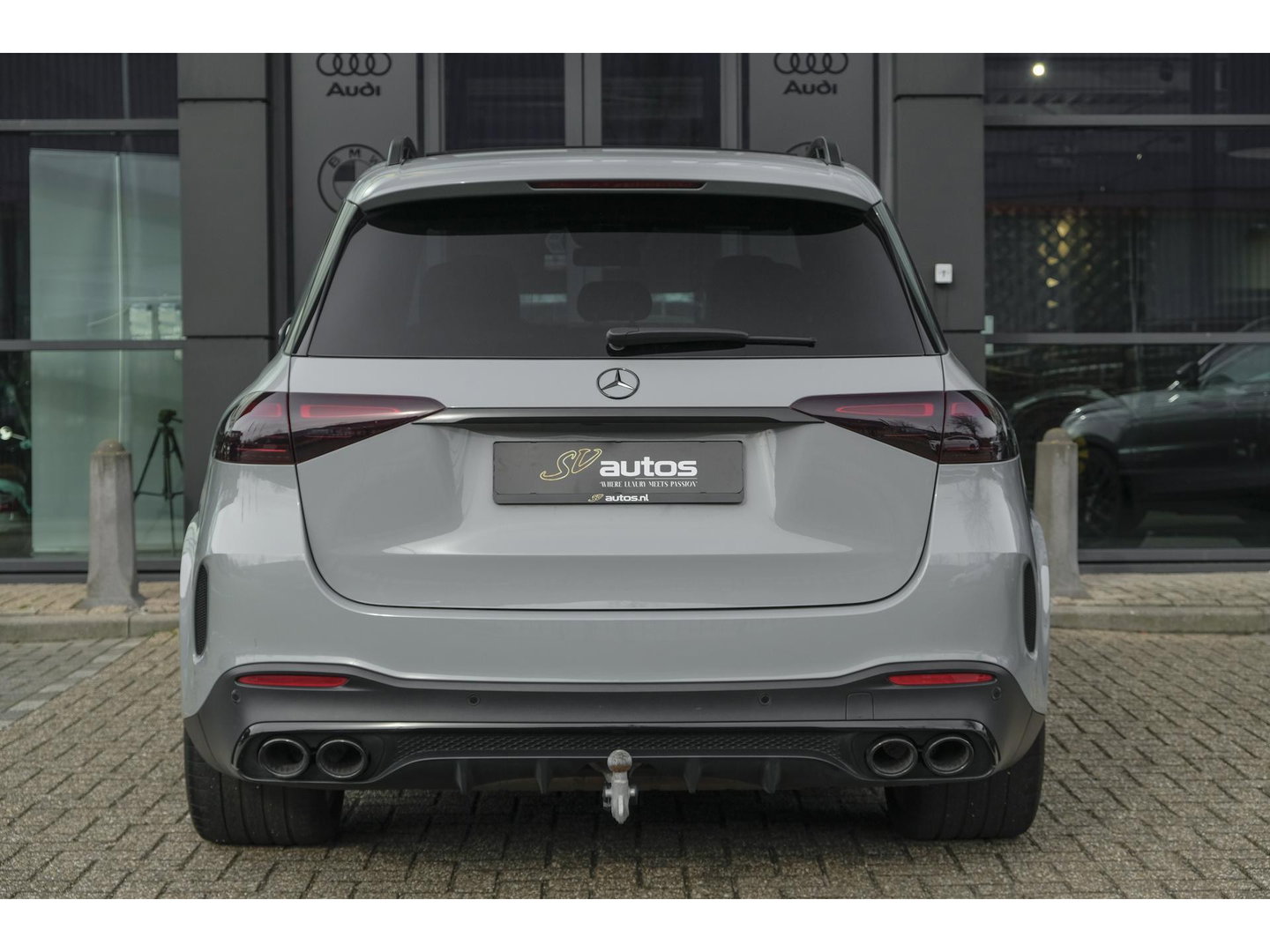 Mercedes-Benz GLE GLE400e AMG 381pk Panoramadak *BTW* Alpingrau *SOH 97%* Luchtvering NLauto 22" LMV Trekhaak