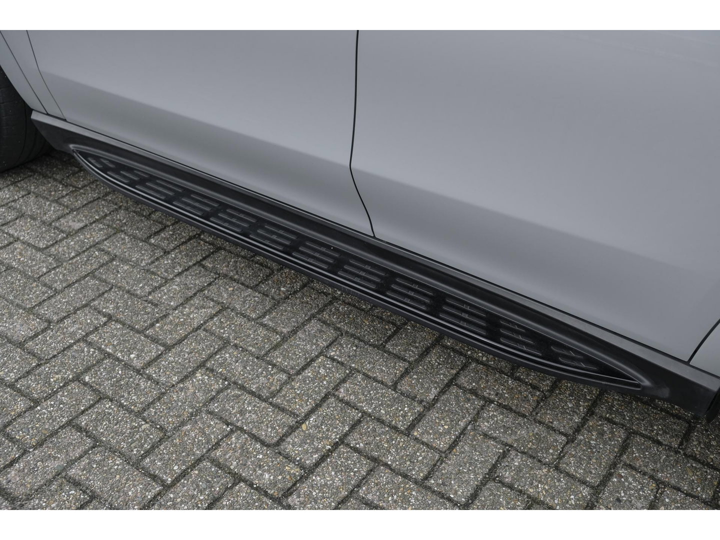 Mercedes-Benz GLE GLE400e AMG 381pk Panoramadak *BTW* Alpingrau *SOH 97%* Luchtvering NLauto 22" LMV Trekhaak