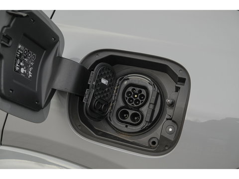 Mercedes-Benz GLE GLE400e AMG 381pk Panoramadak *BTW* Alpingrau *SOH 97%* Luchtvering NLauto 22" LMV Trekhaak