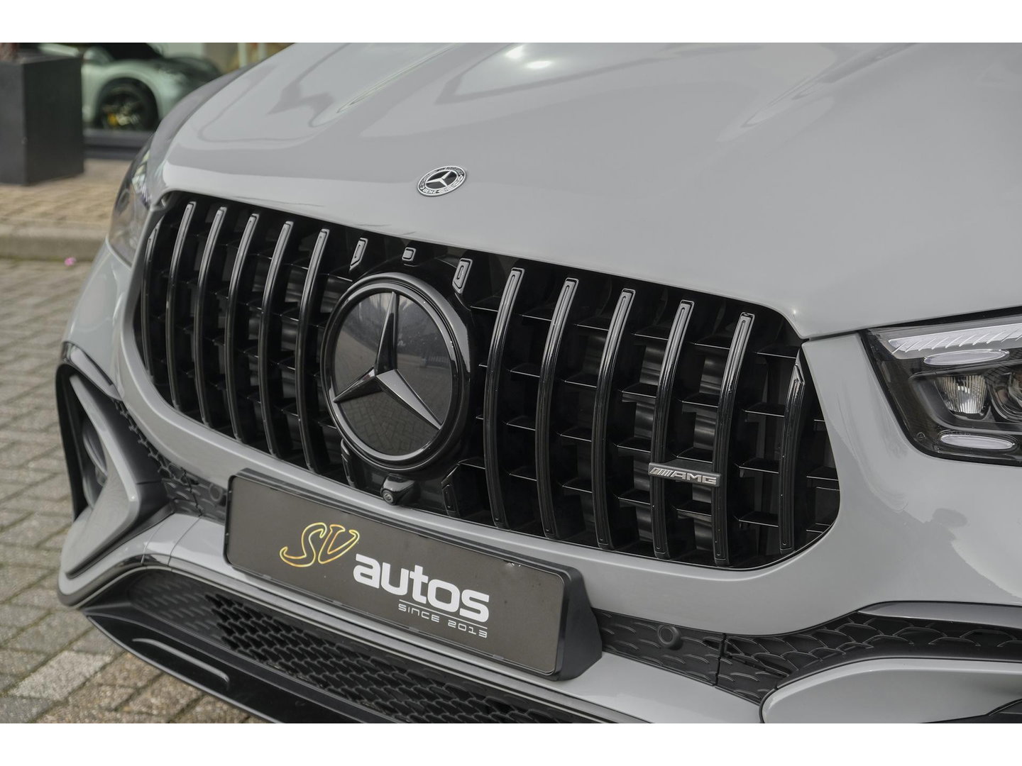 Mercedes-Benz GLE GLE400e AMG 381pk Panoramadak *BTW* Alpingrau *SOH 97%* Luchtvering NLauto 22" LMV Trekhaak