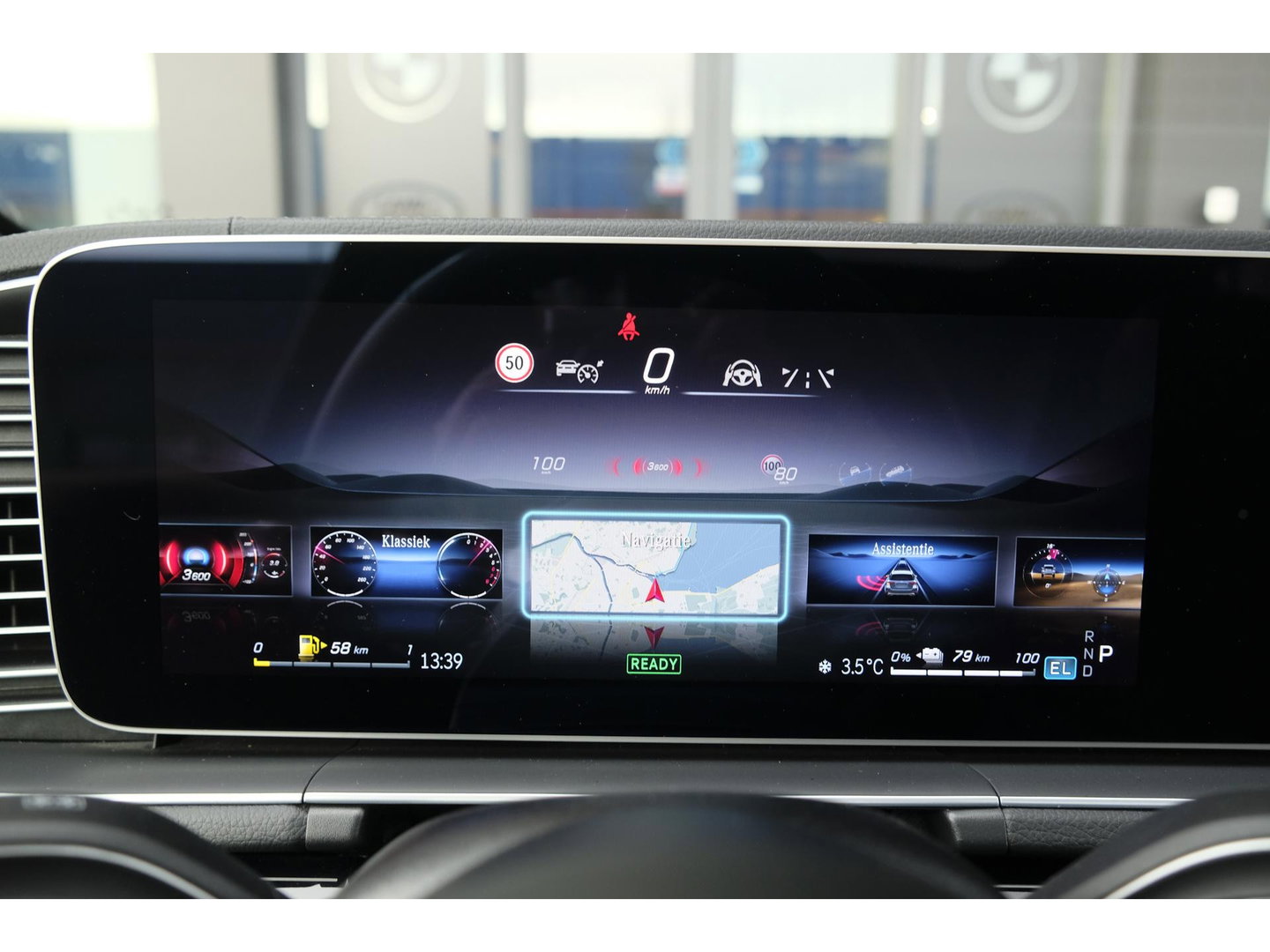 Mercedes-Benz GLE GLE400e AMG 381pk Panoramadak *BTW* Alpingrau *SOH 97%* Luchtvering NLauto 22" LMV Trekhaak