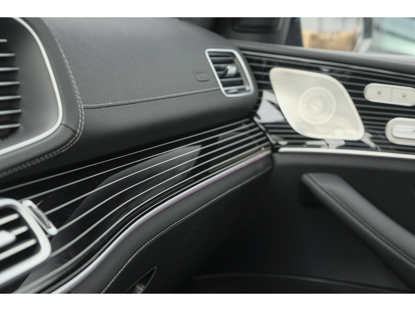 Mercedes-Benz GLE GLE400e AMG 381pk Panoramadak *BTW* Alpingrau *SOH 97%* Luchtvering NLauto 22" LMV Trekhaak