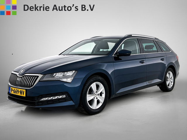 Škoda Superb - Combi 1.5 TSI 6 Versn. ACT / Business Edition / Trekhaak / Pdc./ Airco-ecc./ Xenon / Navigatie / Radio multimedia / Apk 05-2026
