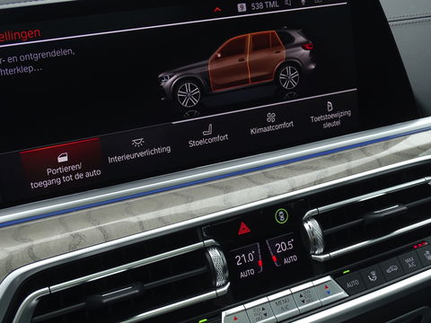 BMW X5 45e 394PK M-Sport / M- Individual / Skylounge / Laser / 360°