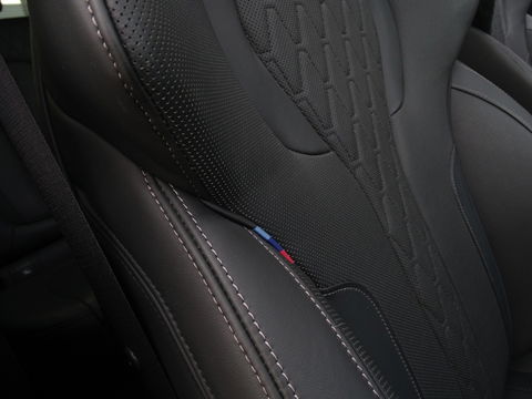 BMW X5 45e 394PK M-Sport / M- Individual / Skylounge / Laser / 360°