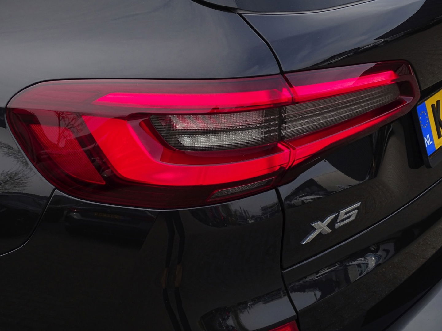 BMW X5 45e 394PK M-Sport / M- Individual / Skylounge / Laser / 360°