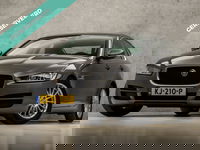 Jaguar XE - 2.0 D Portfolio 164Pk Automaat (NAVIGATIE, CLIMATE, LEDER, CAMERA, ELEK SPORTSTOELEN, TREKHAAK, XENON, NIEUWE APK, NIEUWSTAAT)