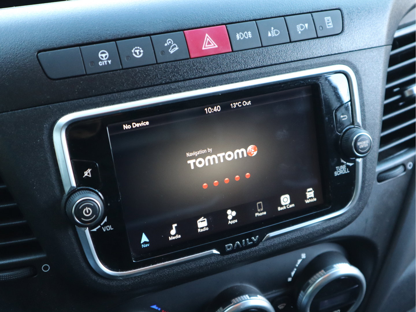 Iveco Daily 35S16 Hi-Matic Euro 6 - Luchtvering - L2H2 - 3.5t KG Trekhaak - LED