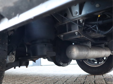 Iveco Daily 35S16 Hi-Matic Euro 6 - Luchtvering - L2H2 - 3.5t KG Trekhaak - LED