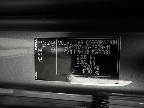 Volvo XC90 2.0 T8 Twin Engine AWD R-Design [ 7-Pers. ] Aut. *PANO | HEAD-UP | LEATHER-MICROFIBRE | FULL-LED | MEMORY-PACK | DIGI-COCKPIT | NAVI-FULLMAP | CARPLAY | ECC | HEATED-COMFORTSEATS | LANE-ASSIST | PDC | TOWBAR | 20"ALU*