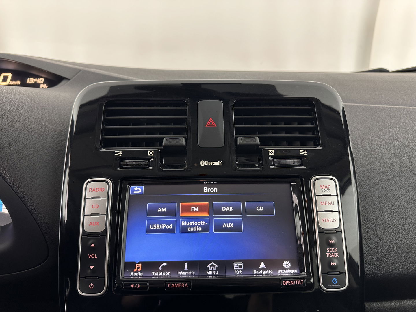 Nissan Leaf Business Edition 30 kWh Aut. *FULL-LEATHER | FULL-LED | BOSE-SURROUND | TOP-VIEW | KEYLESS | NAVI-FULLMAP | ECC | COMFORT-SEATS | 17"ALU*