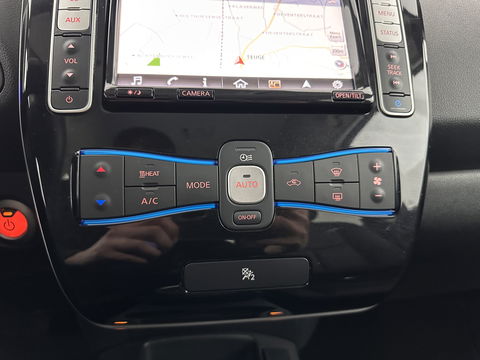 Nissan Leaf Business Edition 30 kWh Aut. *FULL-LEATHER | FULL-LED | BOSE-SURROUND | TOP-VIEW | KEYLESS | NAVI-FULLMAP | ECC | COMFORT-SEATS | 17"ALU*